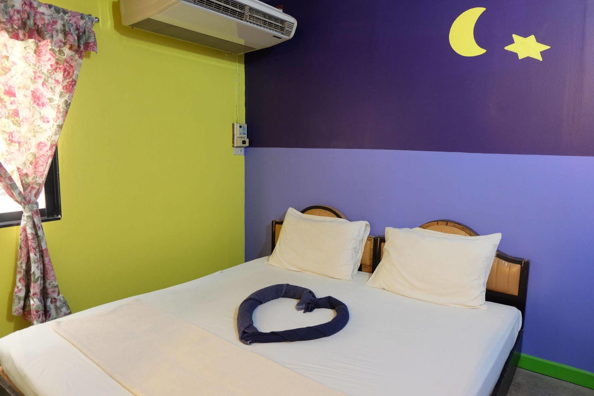 B&B House & Hostel Krabi Luaran gambar